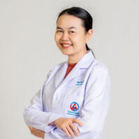 พญ. นิภาพร โกมาสถิตย์